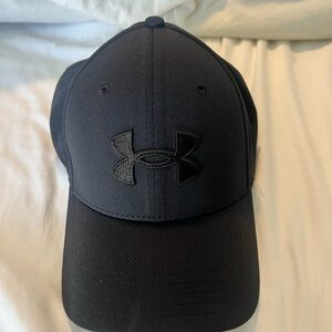 Under Armour black men’s hat